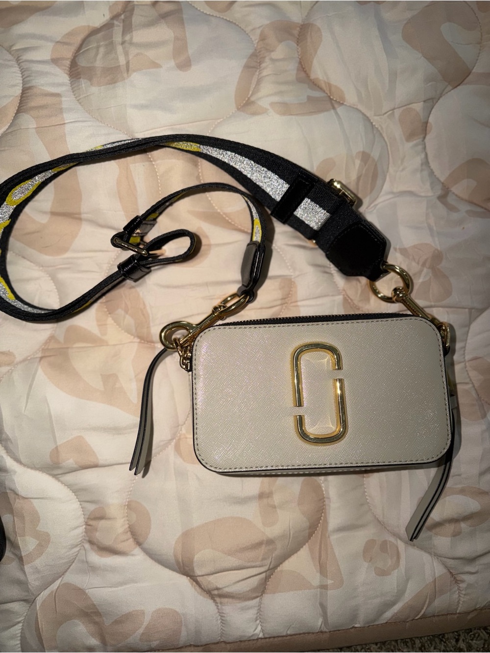 Marc Jacobs Cream Leather Snapshot Crossbody with Gold Hardware